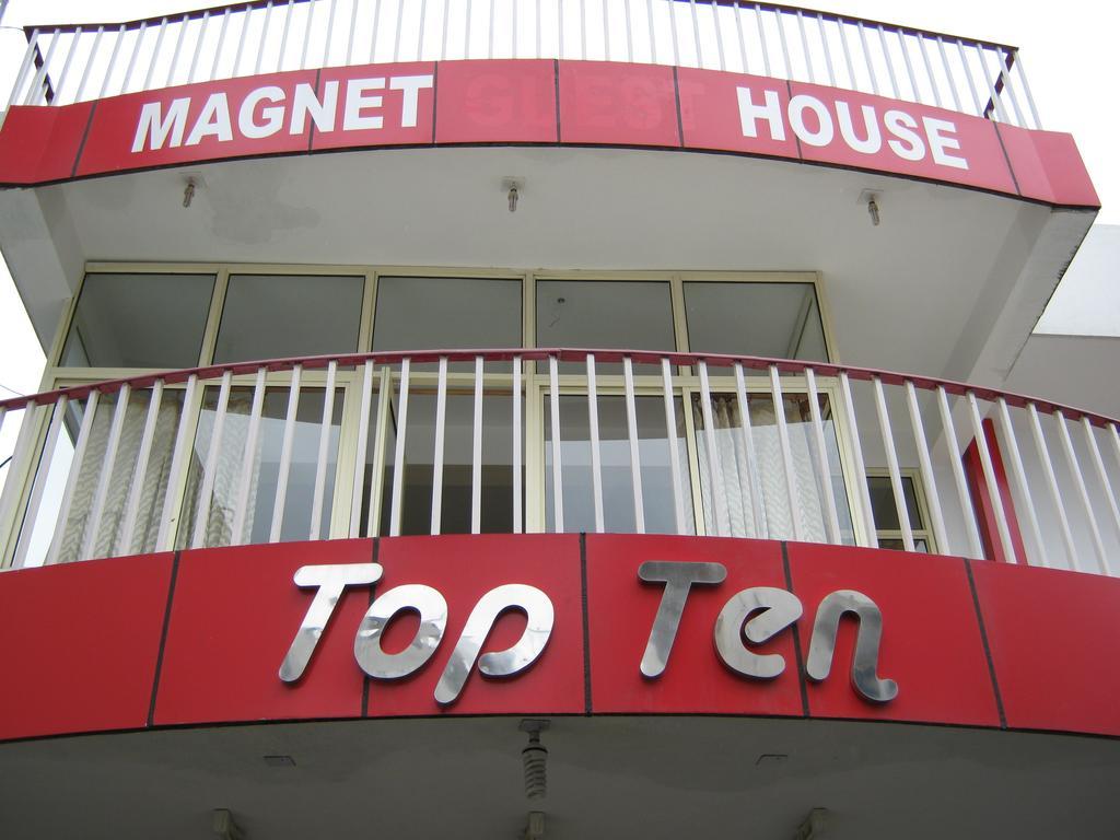Hotel Magnet House Dehradun Buitenkant foto