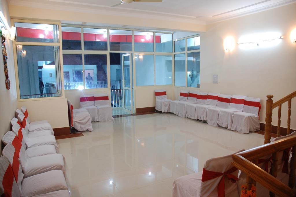 Hotel Magnet House Dehradun Buitenkant foto